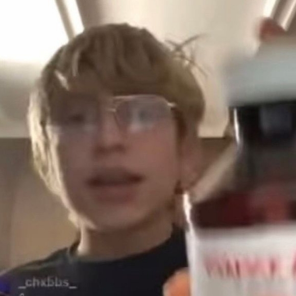 lacedtabs000